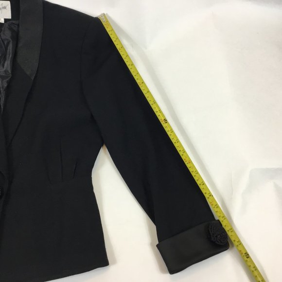 Jacqueline Ferrar Blazer - Picture 10 of 11